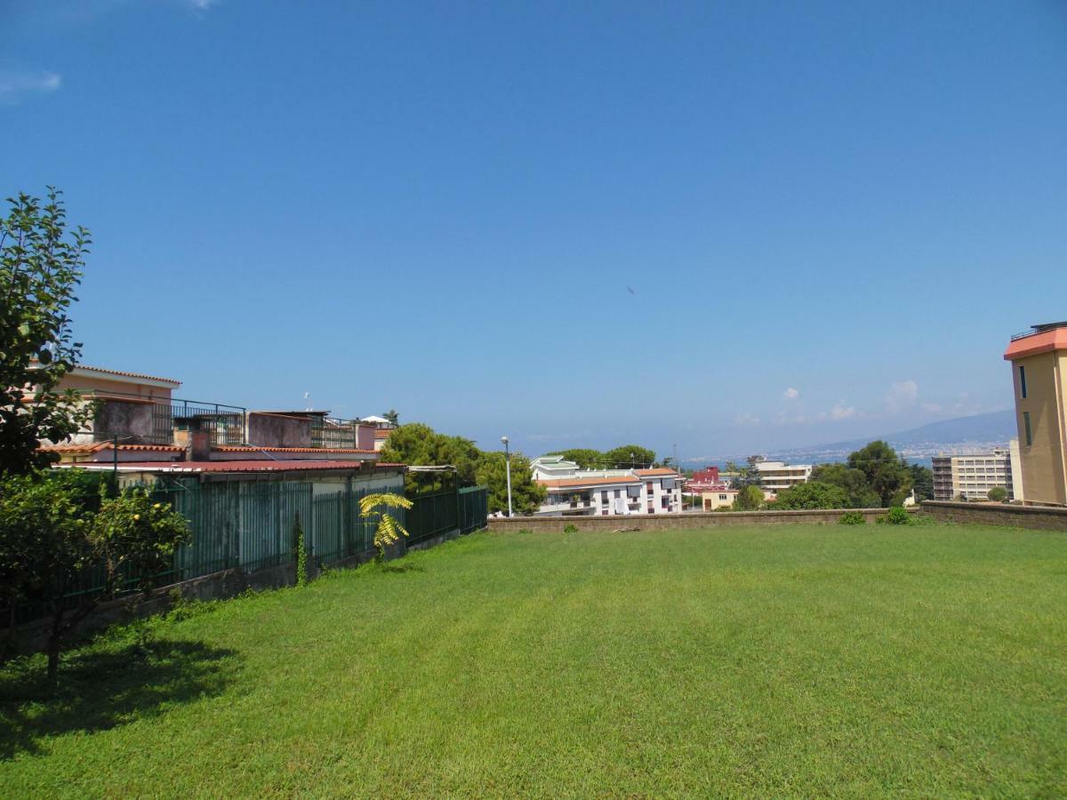 Villa Bianca Castellammare di Stabia Exteriör bild